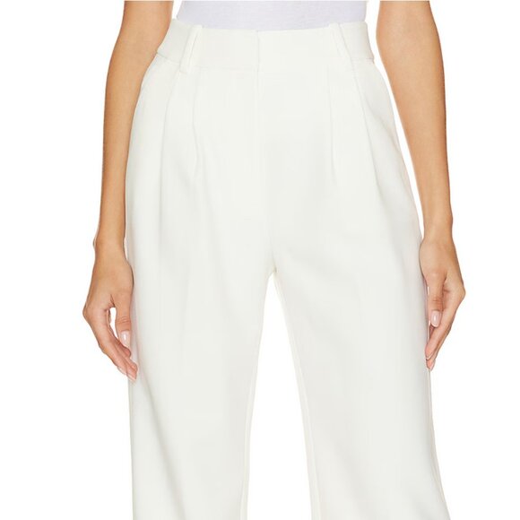 Favorite Daughter - The Favorite Pant shortie in Ivory - Picture 1 of 4